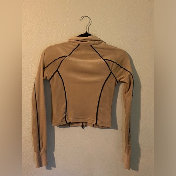 URBAN OUTFITTERS Out from Under cropped velvet zip up sweater top - Picture 2 of 3